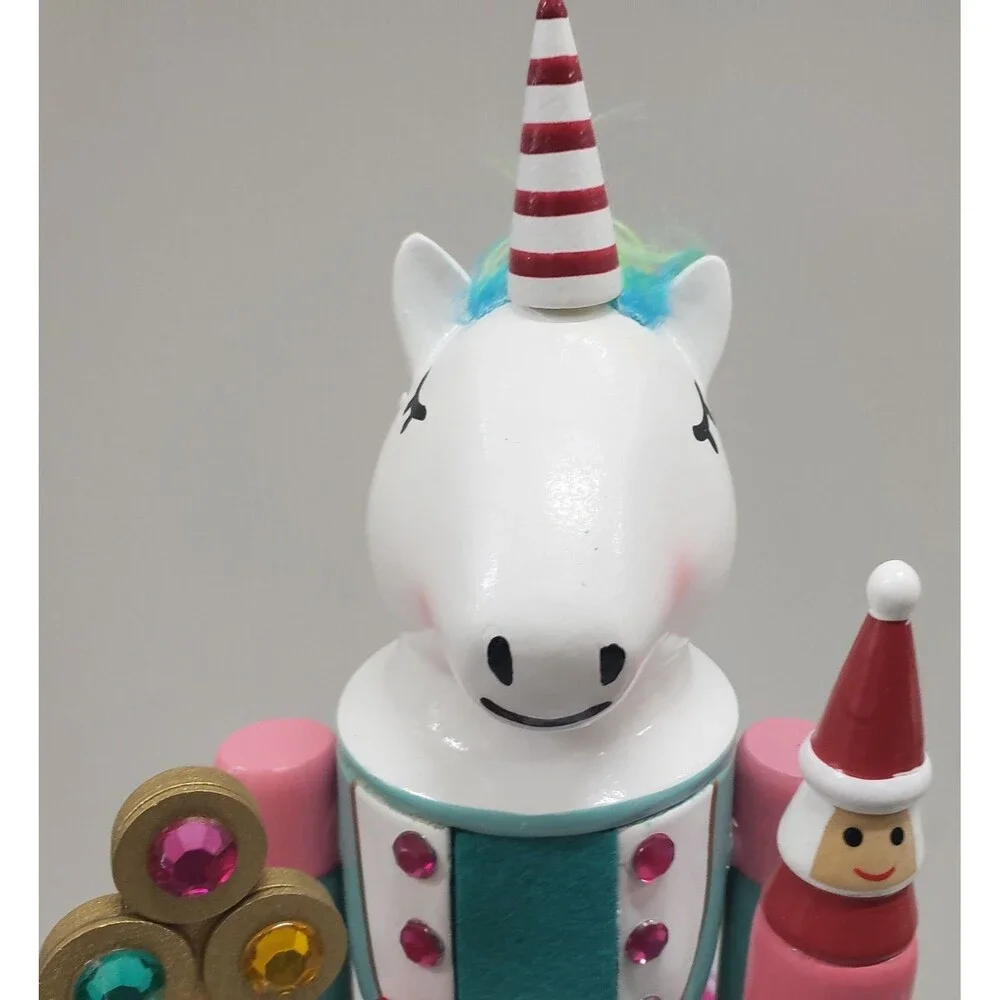 Wooden Christmas Nutcracker,14